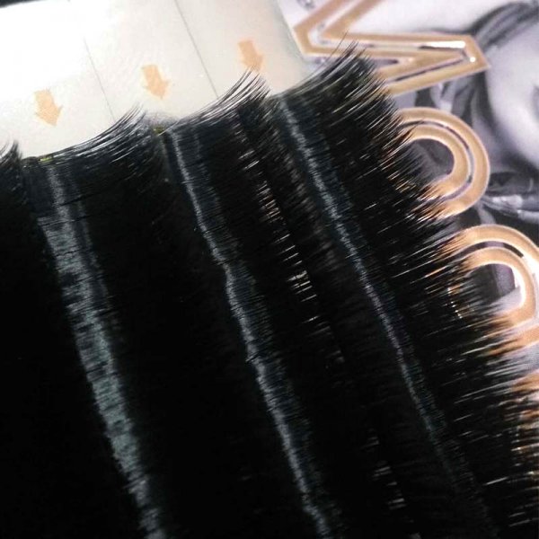 三層一秒開花黑